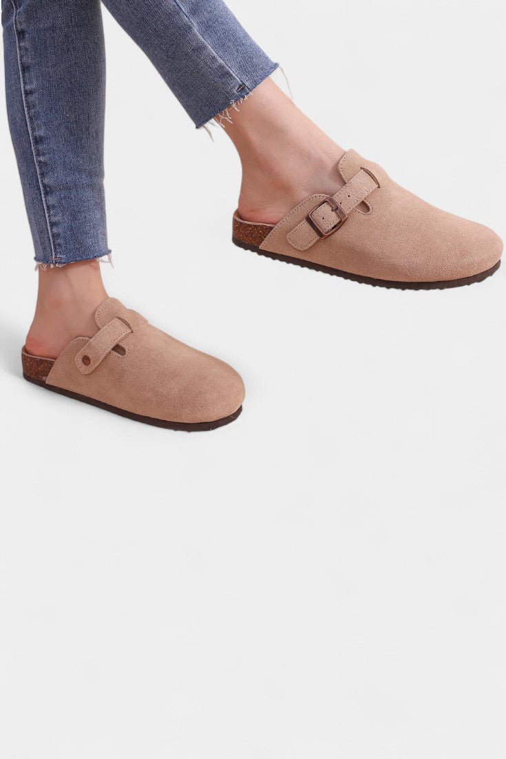 Tia™ Robust Suede Clogs