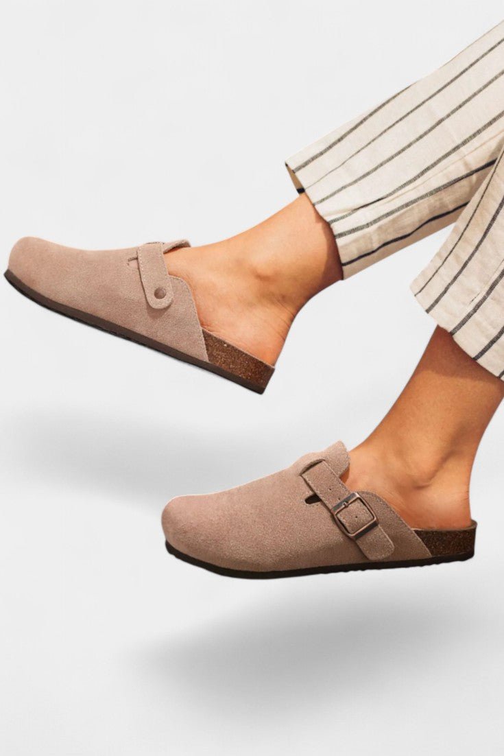 Tia™ Robust Suede Clogs