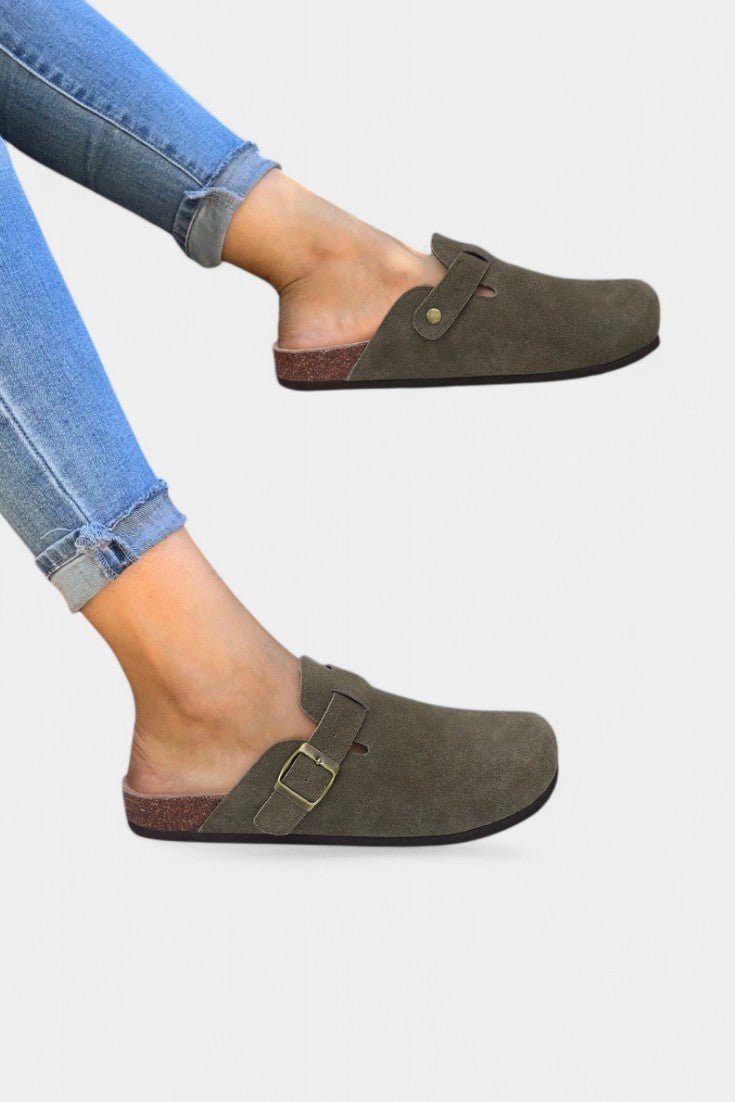 Tia™ Robust Suede Clogs